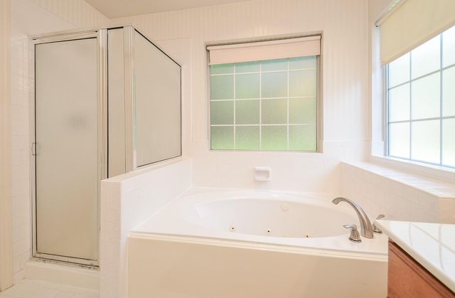 811 Spring Valley Court, Sugar Land, TX 77479