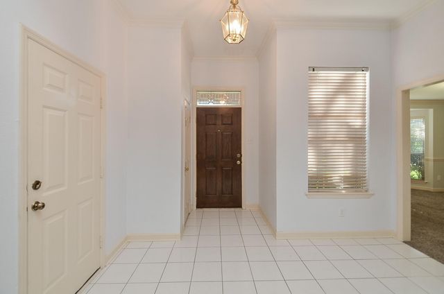 811 Spring Valley Court, Sugar Land, TX 77479