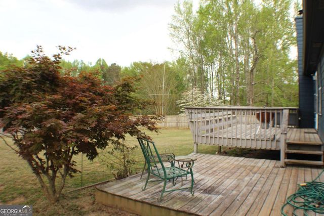 909 Century Oak Drive, Winder, GA 30680