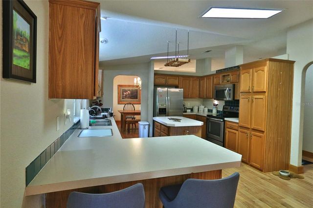 19431 NE 17TH PLACE, Williston, FL 32696