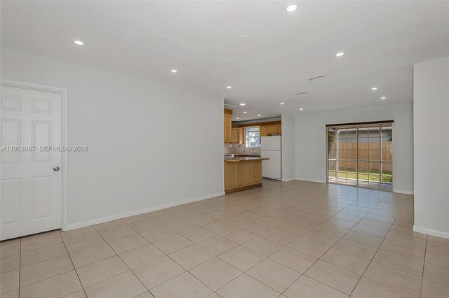 621 N 70th Way 0, Hollywood, FL 33024