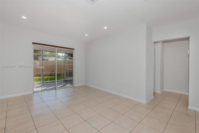 621 N 70th Way 0, Hollywood, FL 33024