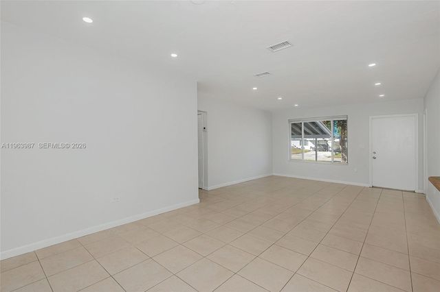 621 N 70th Way 0, Hollywood, FL 33024