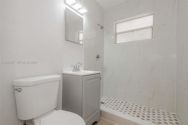 621 N 70th Way 0, Hollywood, FL 33024