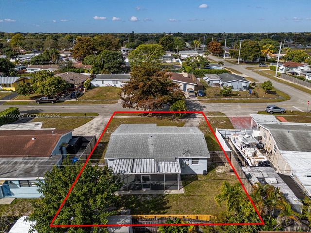 621 N 70th Way 0, Hollywood, FL 33024