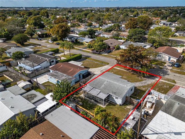 621 N 70th Way 0, Hollywood, FL 33024