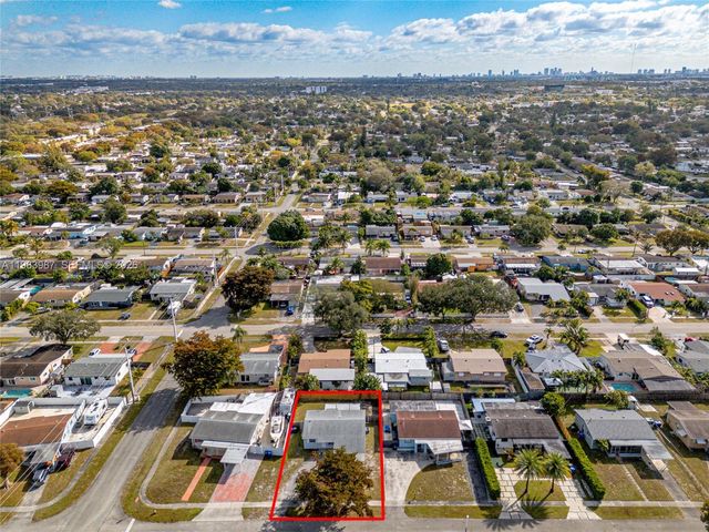621 N 70th Way 0, Hollywood, FL 33024