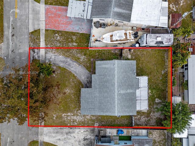 621 N 70th Way 0, Hollywood, FL 33024