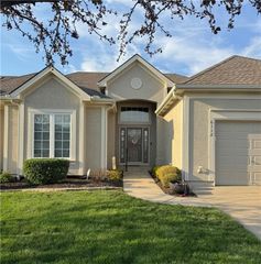 6112 NW 79th Street, Kansas City, MO 64151