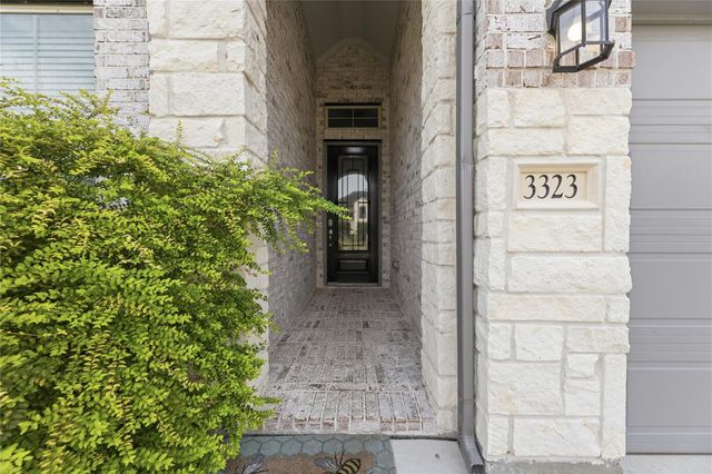 3323 Majestic Pine Lane, Rosenberg, TX 77471