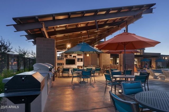 1250 N Abbey Lane Unit 211, Chandler, AZ 85226