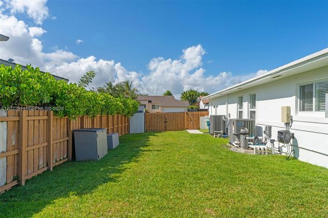 7840 SW 197th Ter, Cutler Bay, FL 33189