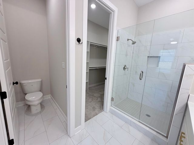 10230 LOUANNE DR, Collierville, TN 38017