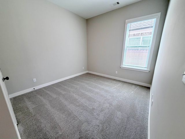 10230 LOUANNE DR, Collierville, TN 38017