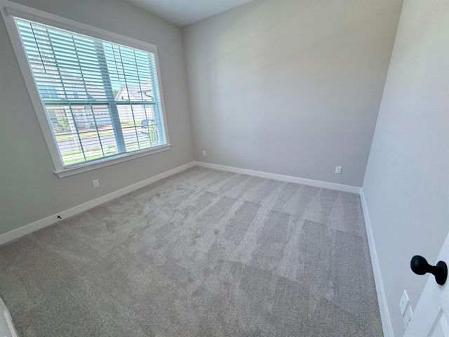 10230 LOUANNE DR, Collierville, TN 38017