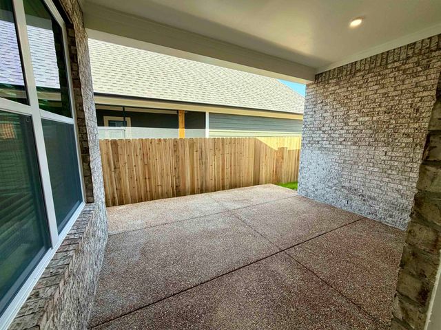 10230 LOUANNE DR, Collierville, TN 38017