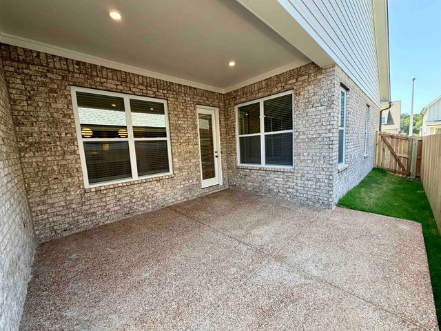 10230 LOUANNE DR, Collierville, TN 38017