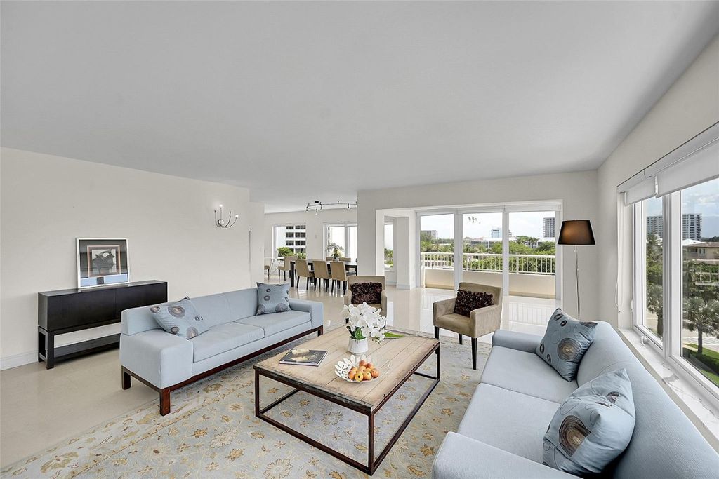 Image 11 of property listing at 600 S Ocean Boulevard 504, Boca Raton, FL 33432