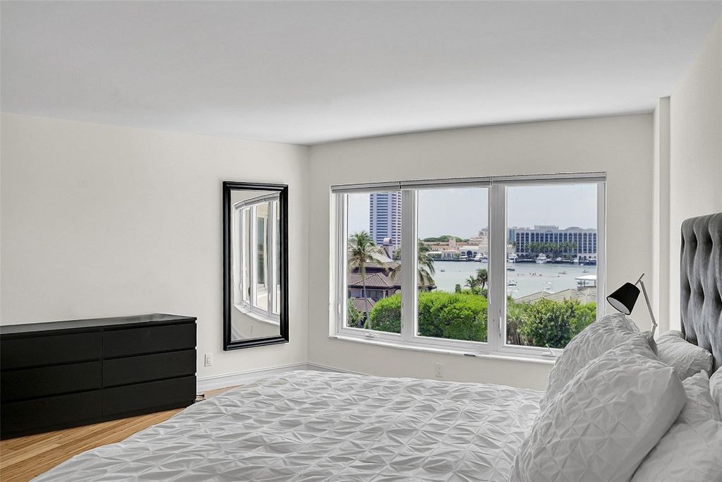 Image 14 of property listing at 600 S Ocean Boulevard 504, Boca Raton, FL 33432