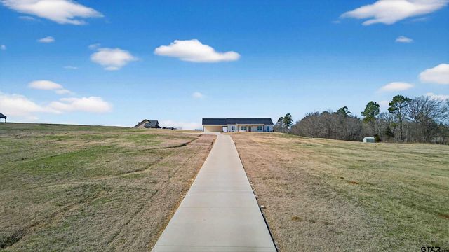 305 Gallatin Cutoff Rd, Jacksonville, TX 75766