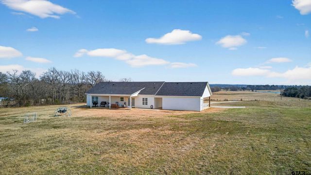 305 Gallatin Cutoff Rd, Jacksonville, TX 75766