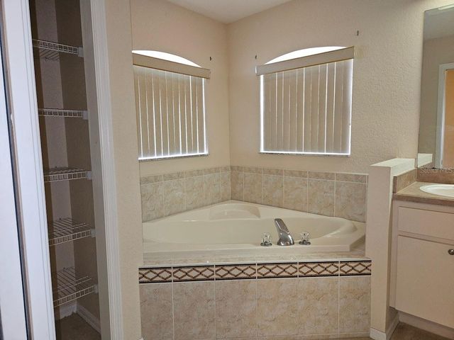 311 ROYAL PALM WAY, Spring Hill, FL 34608