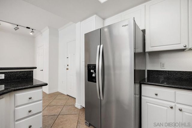 9263 Regents Rd B108, La Jolla, CA 92037