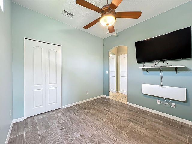 1219 HUNTINGTON GREENS DRIVE, Sun City Center, FL 33573