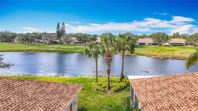 1219 HUNTINGTON GREENS DRIVE, Sun City Center, FL 33573