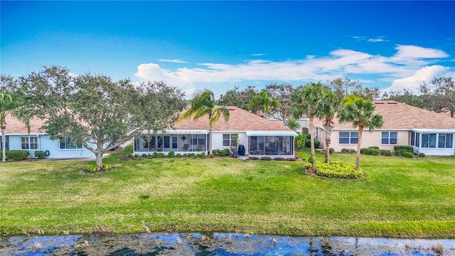 1219 HUNTINGTON GREENS DRIVE, Sun City Center, FL 33573