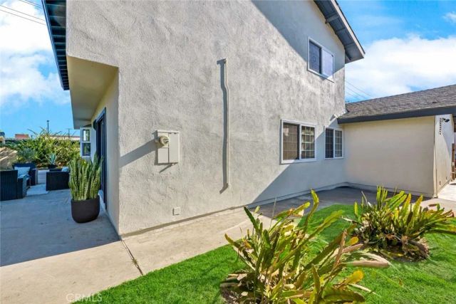 17986 Santa Olivia Street, Fountain Valley, CA 92708