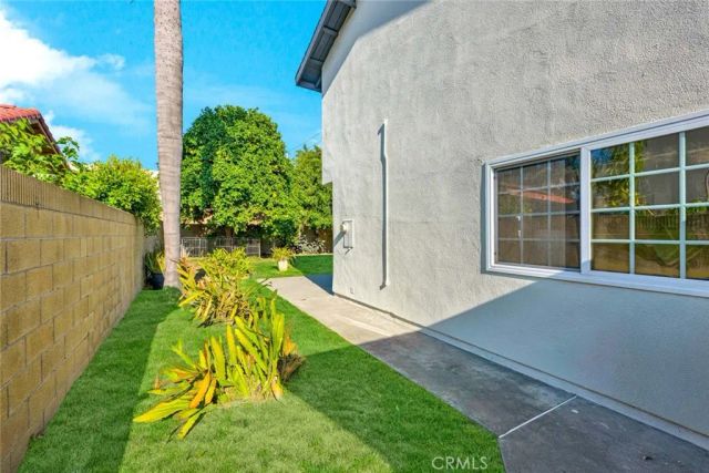 17986 Santa Olivia Street, Fountain Valley, CA 92708
