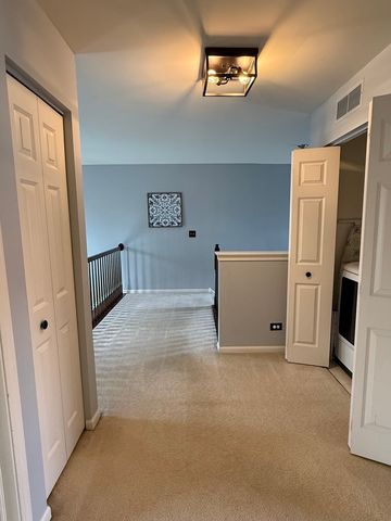 7974 Hedgewood Drive, Darien, IL 60561