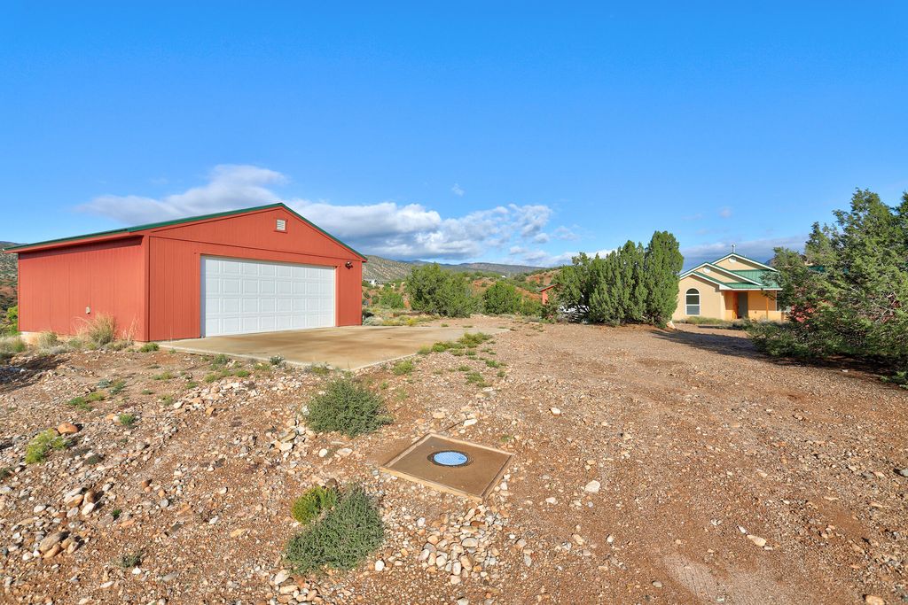 Image 1 of property listing at 2 Camino Azul, Jemez Pueblo, NM 87024