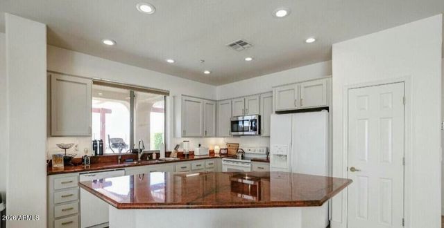 2423 W SHADOW GLEN Court, Anthem, AZ 85086