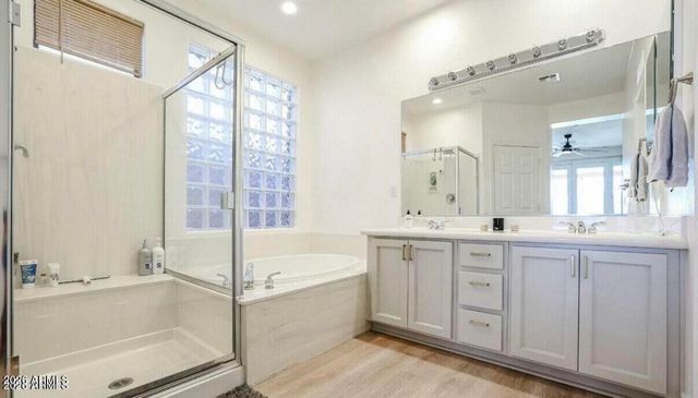 2423 W SHADOW GLEN Court, Anthem, AZ 85086