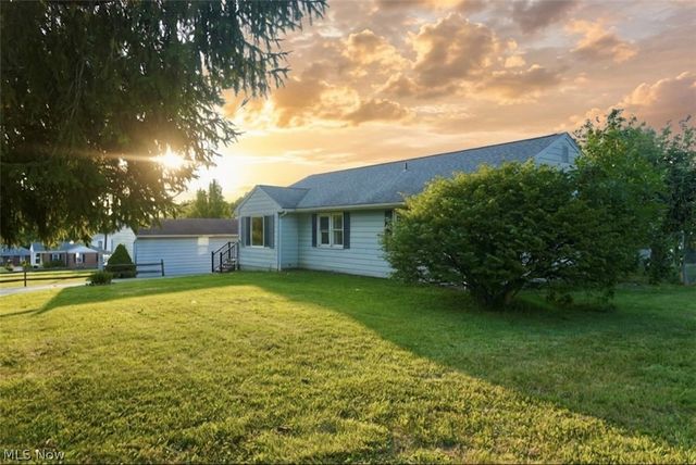 2930 Center Road, Poland, OH 44514