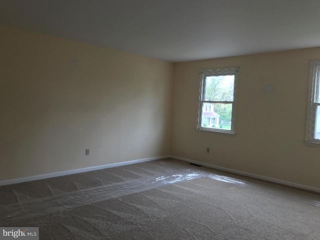 2 CORWEN TER W, West Chester, PA 19380