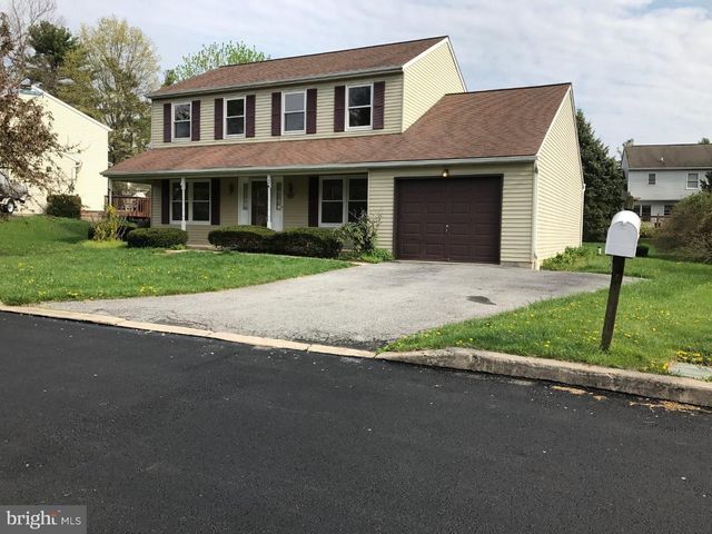 2 CORWEN TER W, West Chester, PA 19380