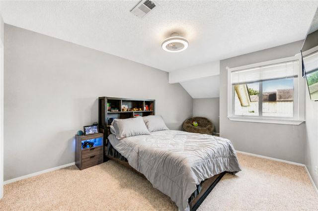 2958 Meadowgrass Lane, Houston, TX 77082