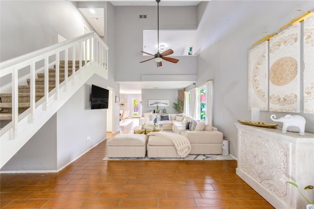 2958 Meadowgrass Lane, Houston, TX 77082
