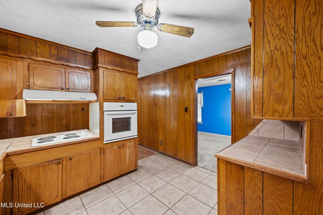 307 Overlook Drive, Vicksburg, MS 39180