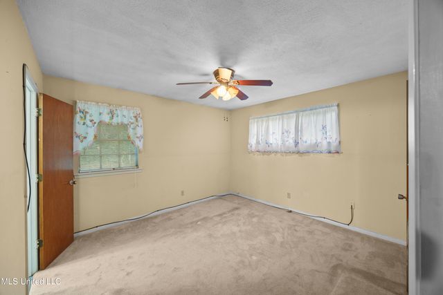 307 Overlook Drive, Vicksburg, MS 39180