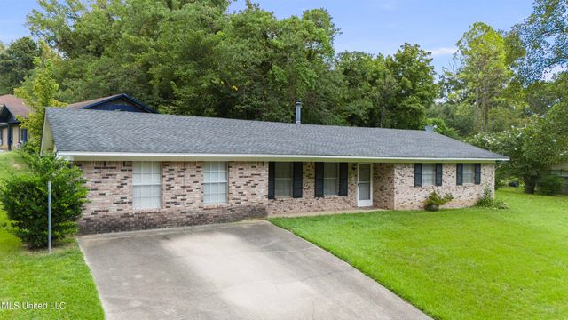 307 Overlook Drive, Vicksburg, MS 39180