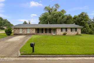 307 Overlook Drive, Vicksburg, MS 39180
