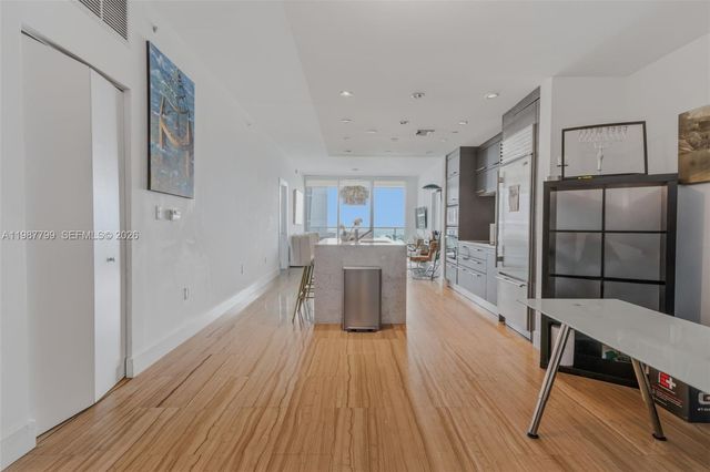 900 Biscayne Blvd 4308, Miami, FL 33132