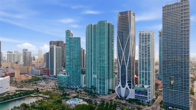 900 Biscayne Blvd 4308, Miami, FL 33132