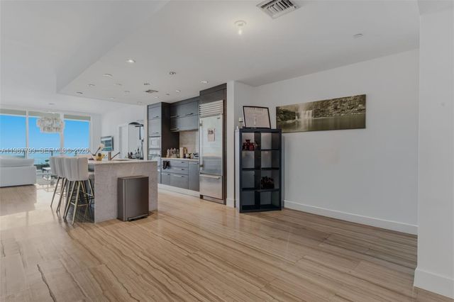 900 Biscayne Blvd 4308, Miami, FL 33132