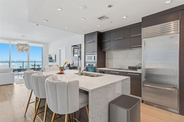 900 Biscayne Blvd 4308, Miami, FL 33132