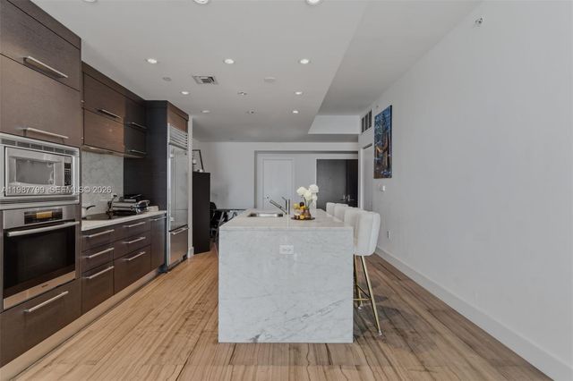 900 Biscayne Blvd 4308, Miami, FL 33132